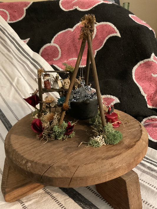 Witch’s kitchen miniture