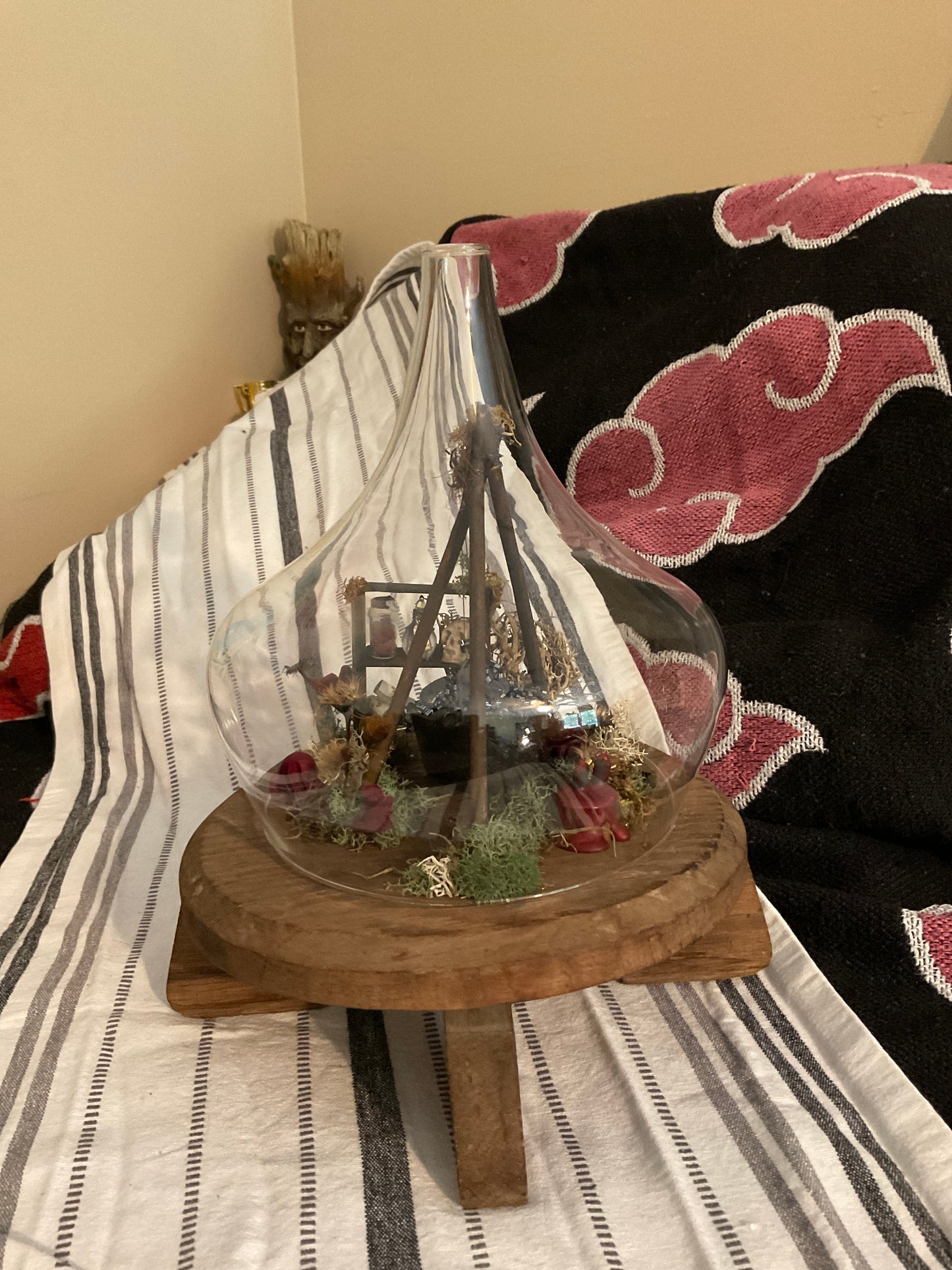 Witch’s kitchen miniture